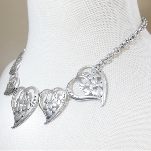 5 Filigree Hearts Silver Necklace Earrings Set - Picture 3 of 3